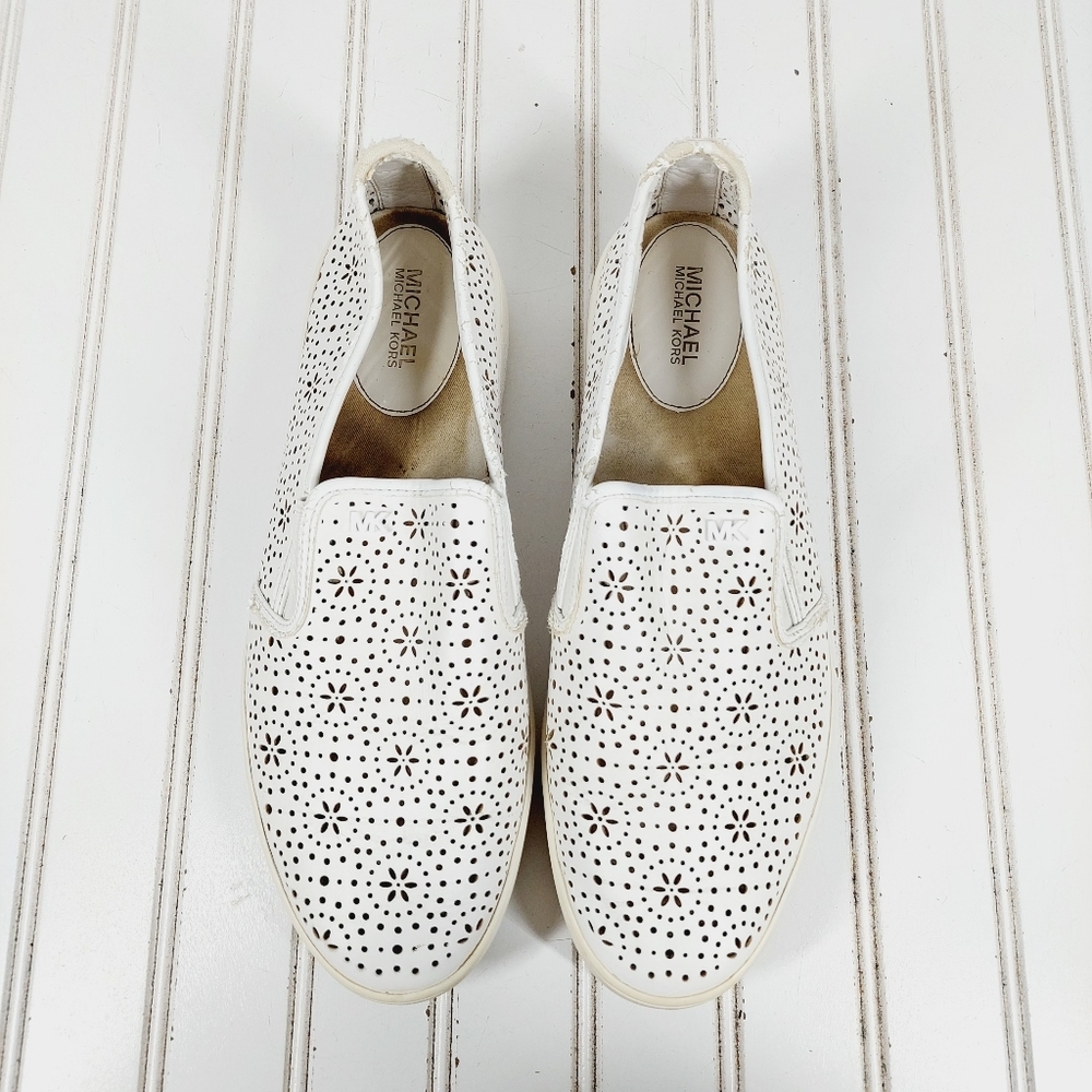 Michael Kors MK White Leather Slip-On Laser Cut Shoes Sneakers A314 - Picture 9 of 13